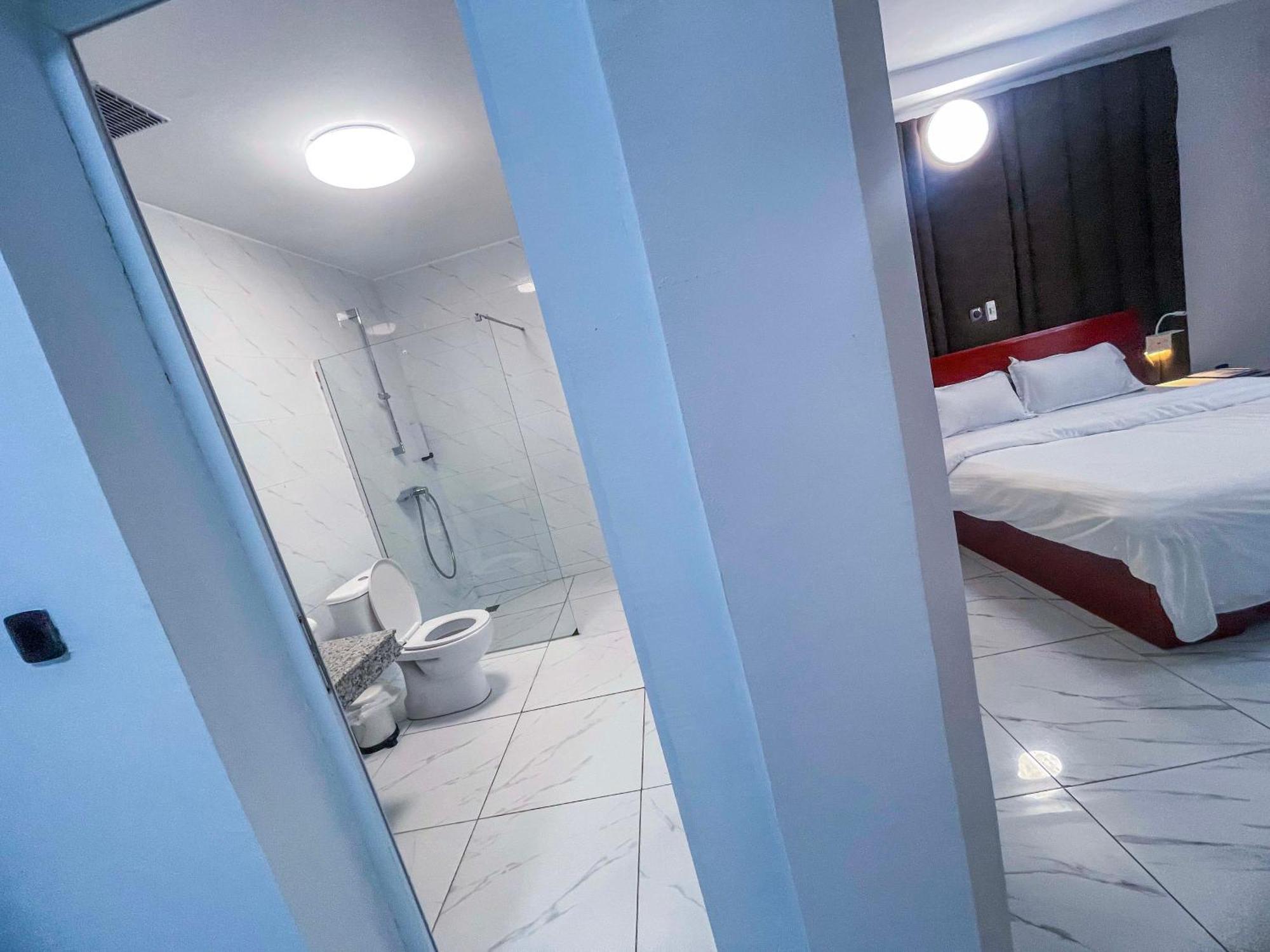 Hotel Le Vaisseau Αμπιτζάν Εξωτερικό φωτογραφία