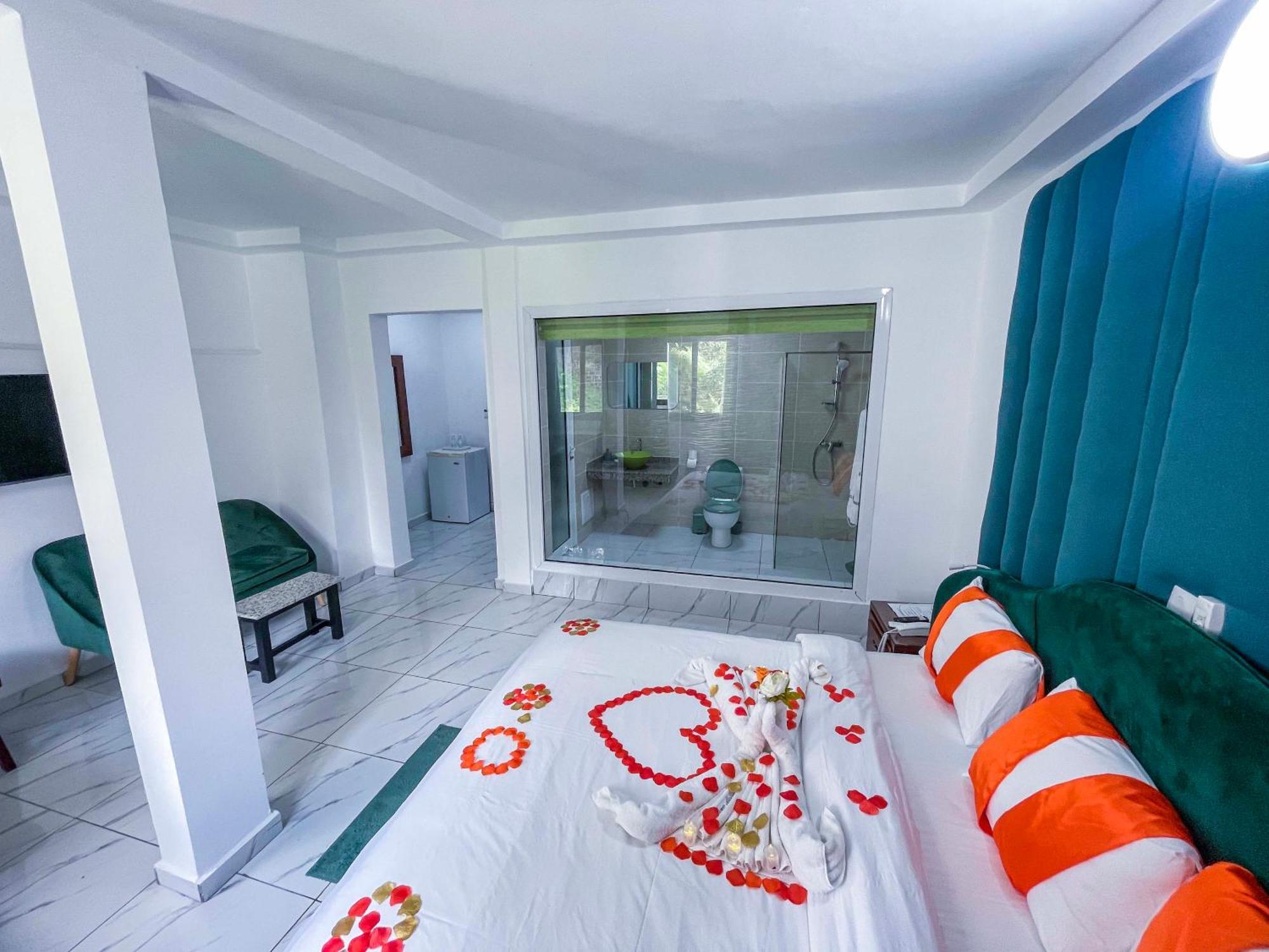 Hotel Le Vaisseau Αμπιτζάν Εξωτερικό φωτογραφία