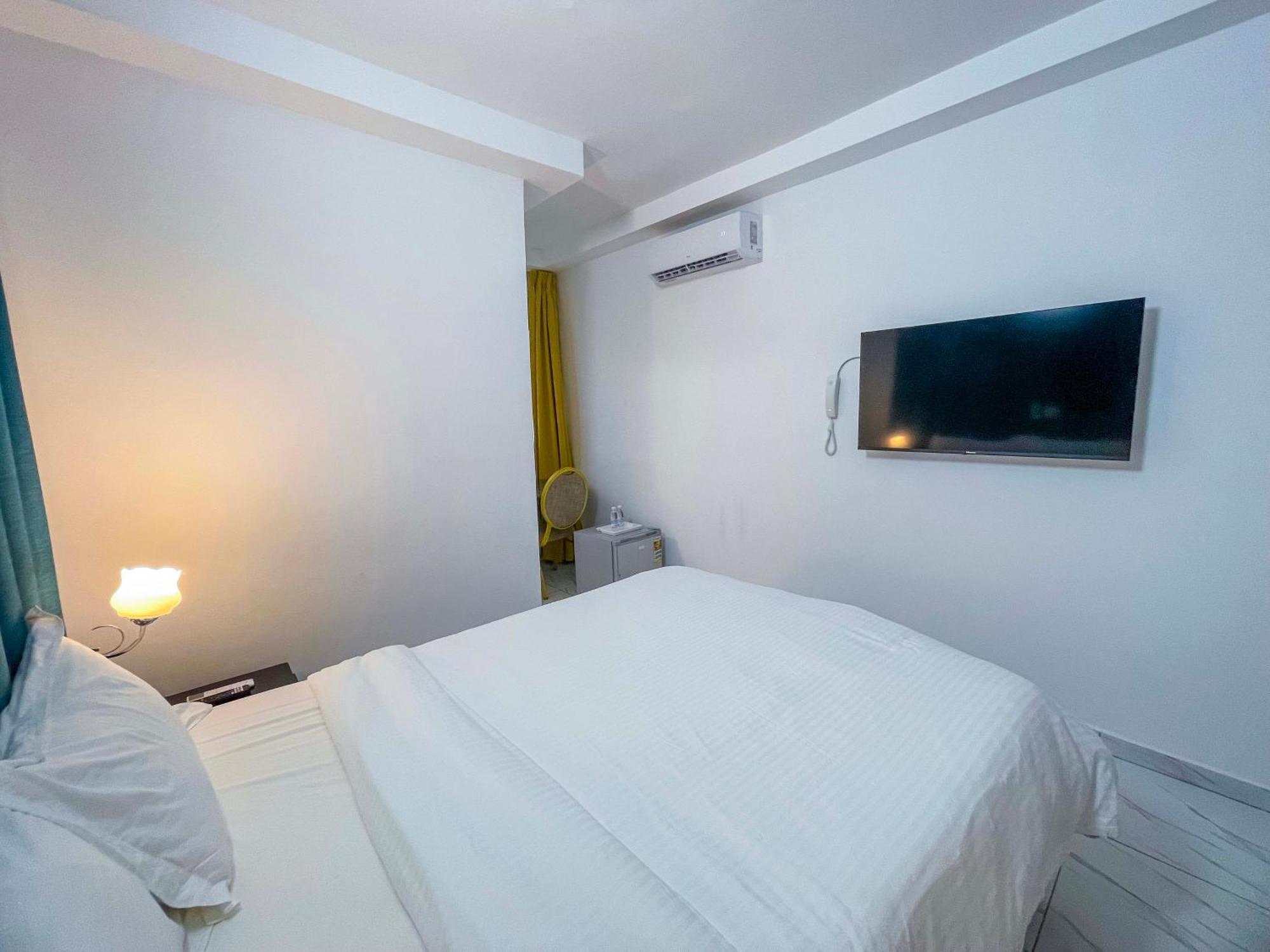 Hotel Le Vaisseau Αμπιτζάν Εξωτερικό φωτογραφία